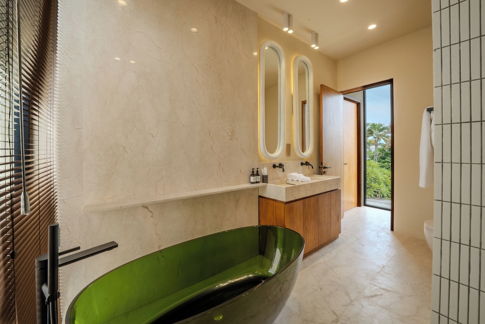 Suom Hotel and Villas