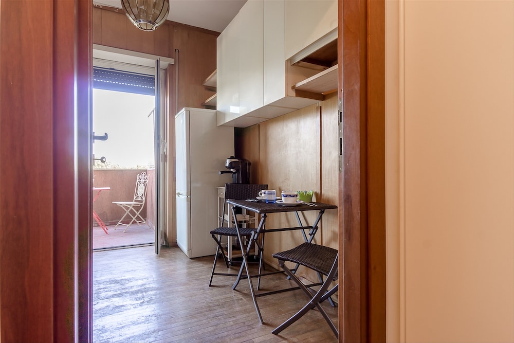 Porta Portese Apartment