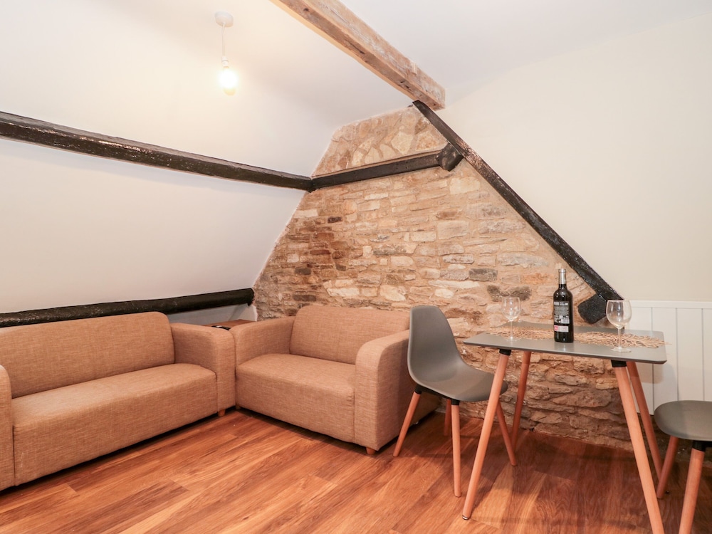 Purbeck Hotel Apartments - Flat 5