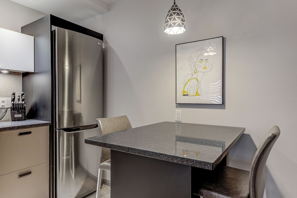 77 St-Vallier Appart Hôtel