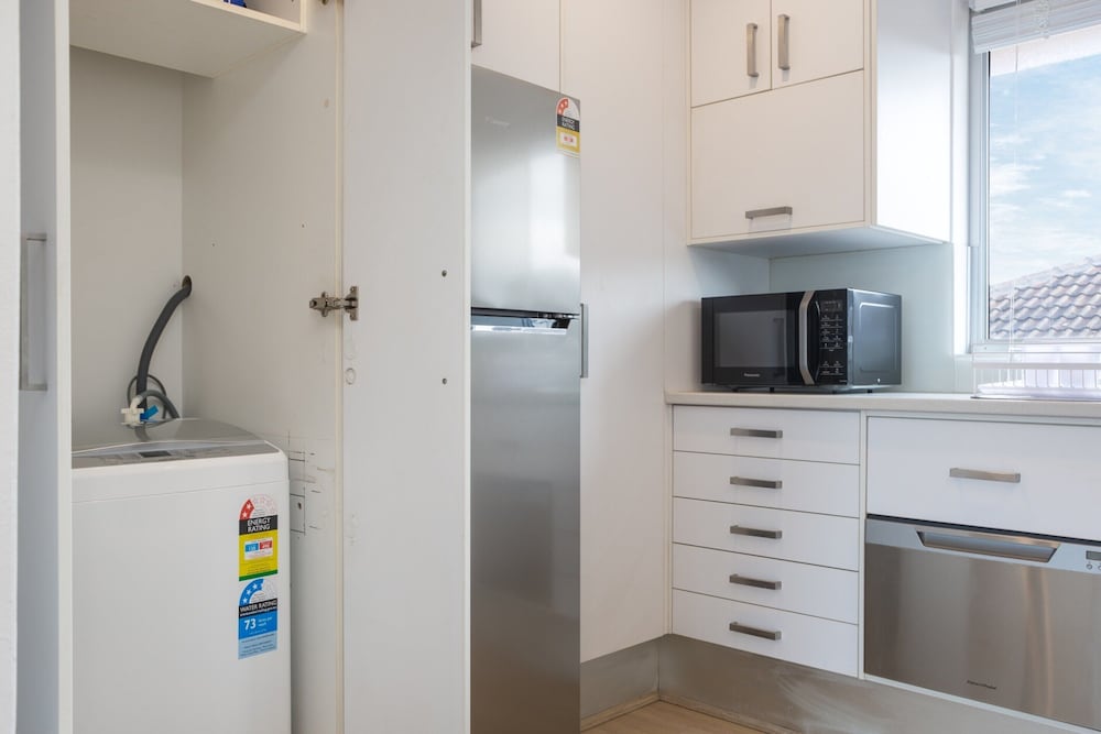 Madecomfy Trendy Apartment on Dee Why Beach