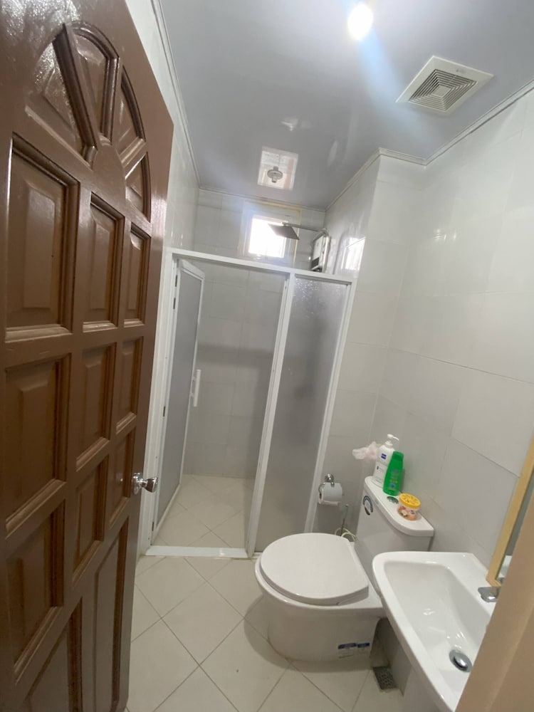 Cozy Condo 700m Away From Burnham