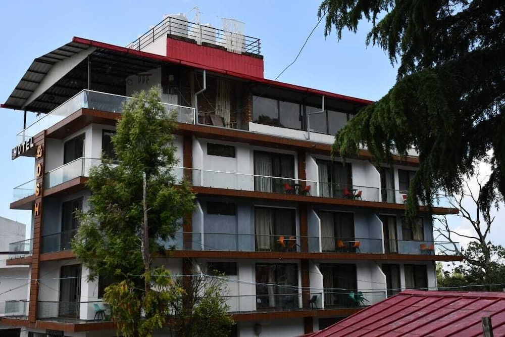 Hotel Leosh Lansdwone