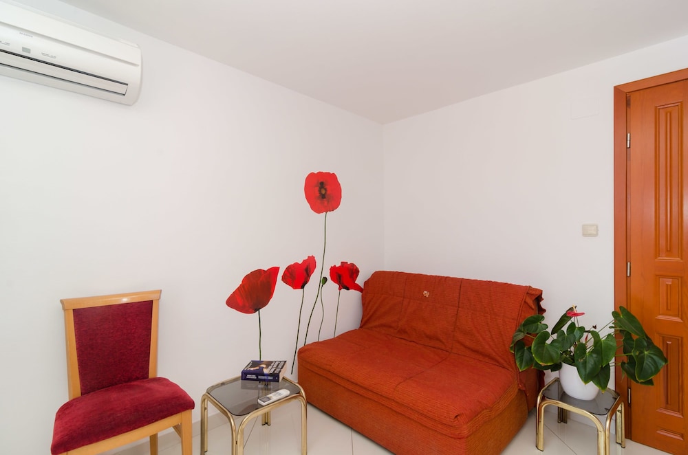 Burum Apartments