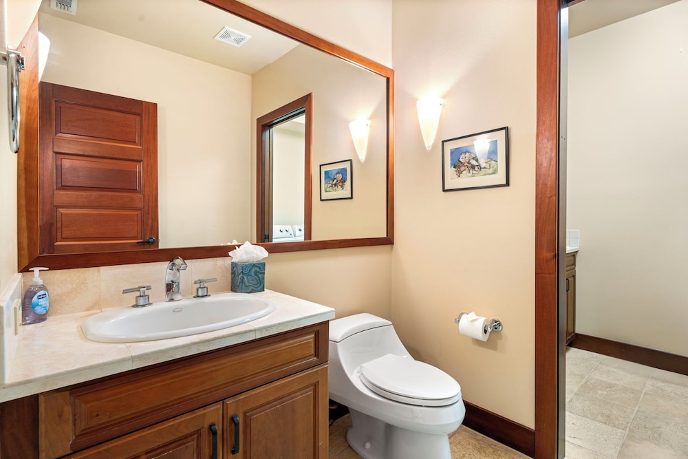 Family-friendly & Romantic Getaway - Beach Club Access- Vrkcv