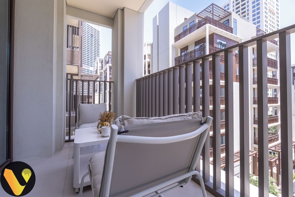 Vogue Breeze Creek Beach by Emaar