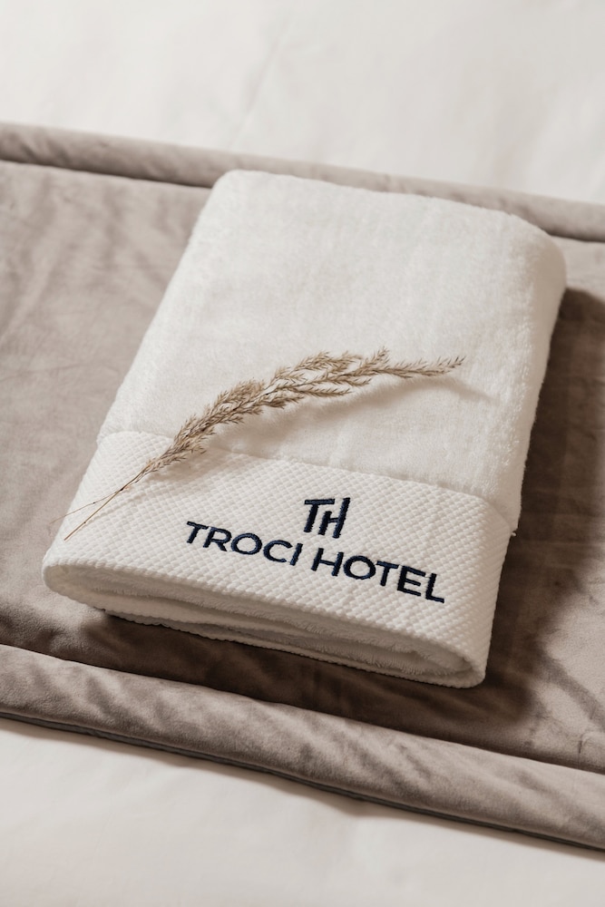 Troci Hotel 17
