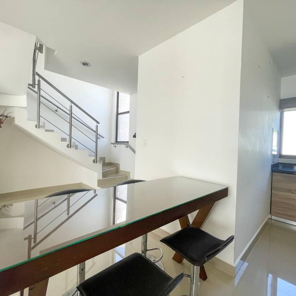 Prime Location House at Cerritos Great Price