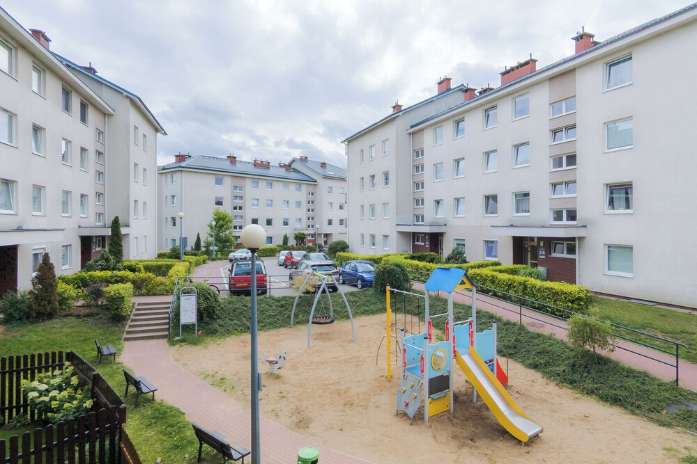Apartment Gdansk for 6 Guests by Renters view 4