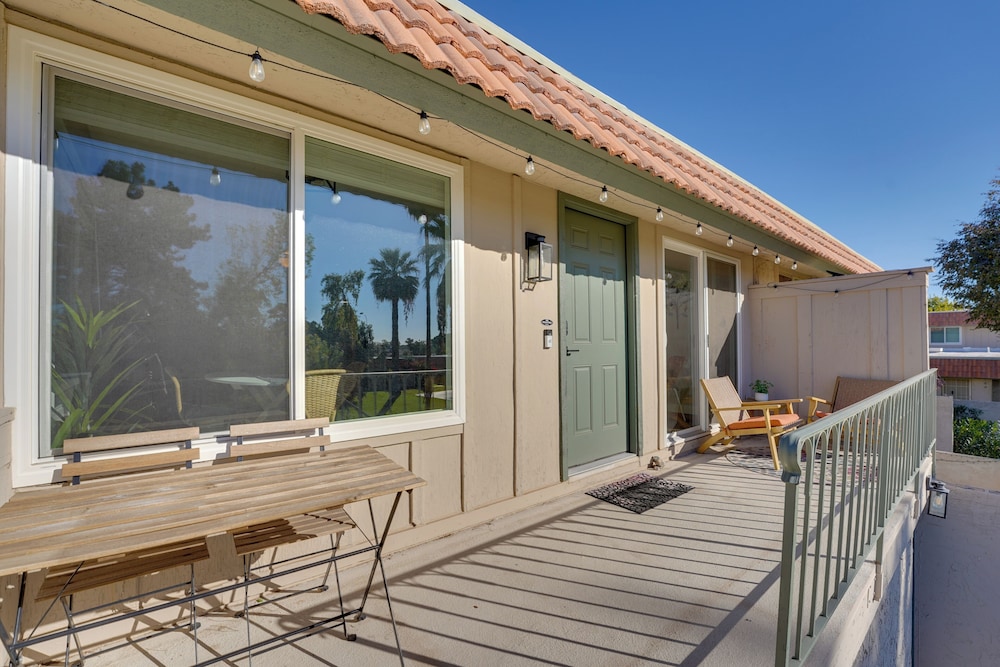 9 Mi to Downtown Tempe: Condo w/ Pool Access
