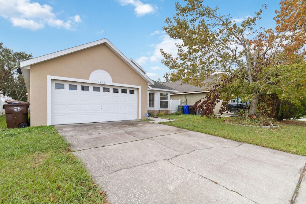 Cozy Home Near Disney!!!
