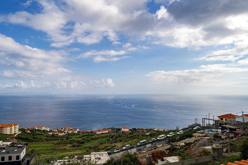 Barbecue and Sunbathing and sea View, Casa Skyline view 4