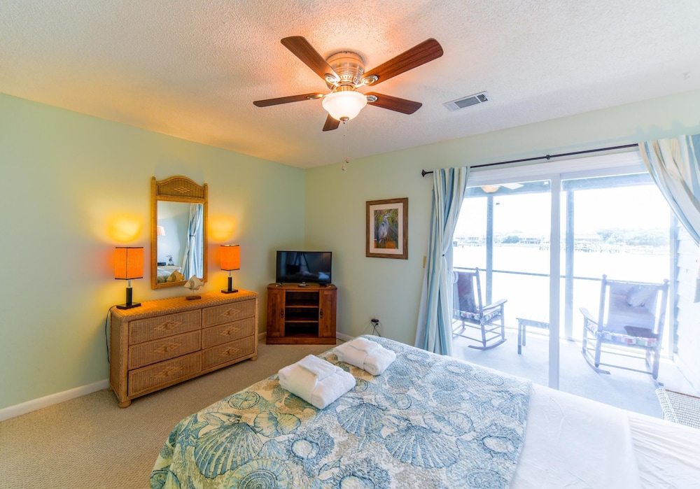 Charleston Vacations - Mariners Cay 2 Bedroom Holiday Home By My Ocean Rentals - Property Image 3