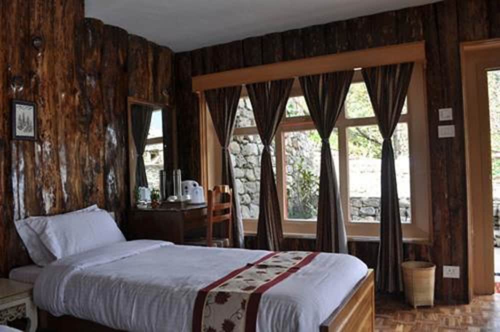 The Apple Orchard Retreat