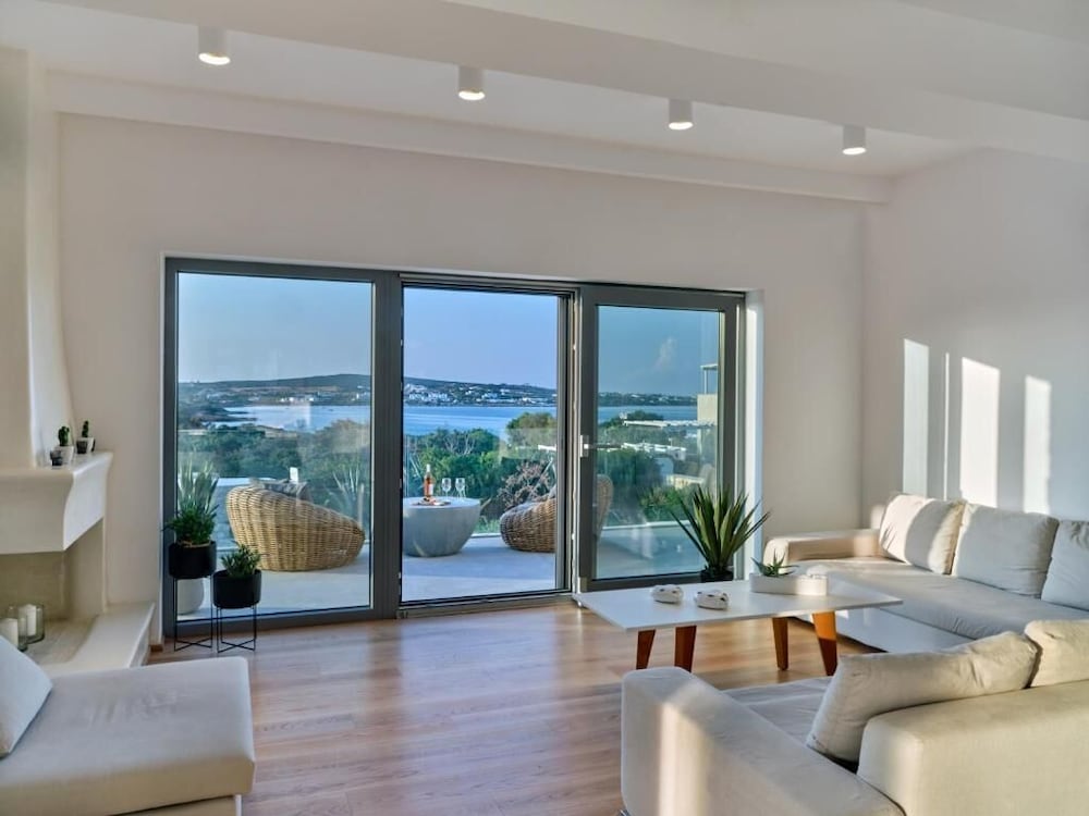 Empire Luxury Villas