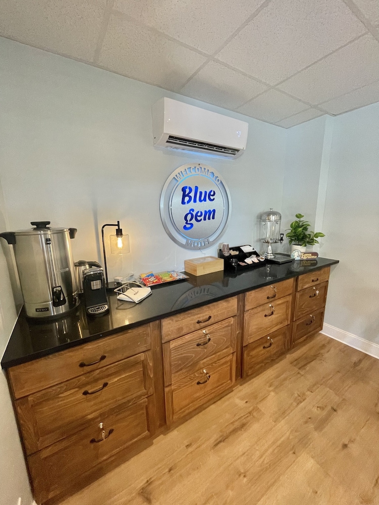 BlueGem Motel view 2
