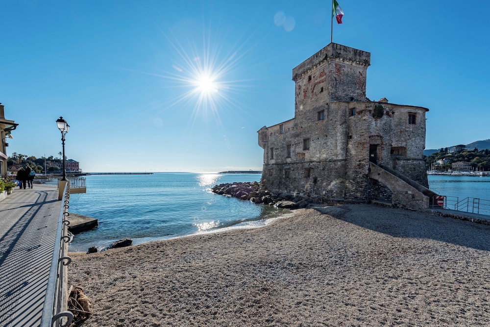 Casa Rosa al Mare, Rapallo