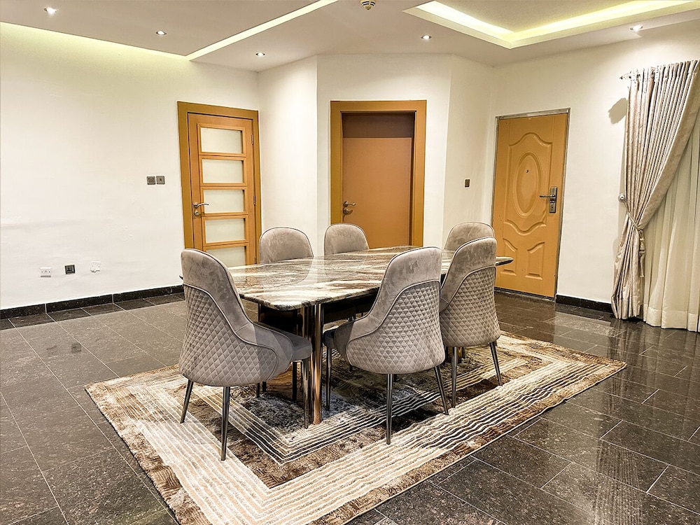 George Residence SDA Court Ikoyi