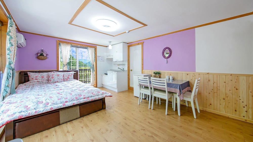 Secret Garden Pension