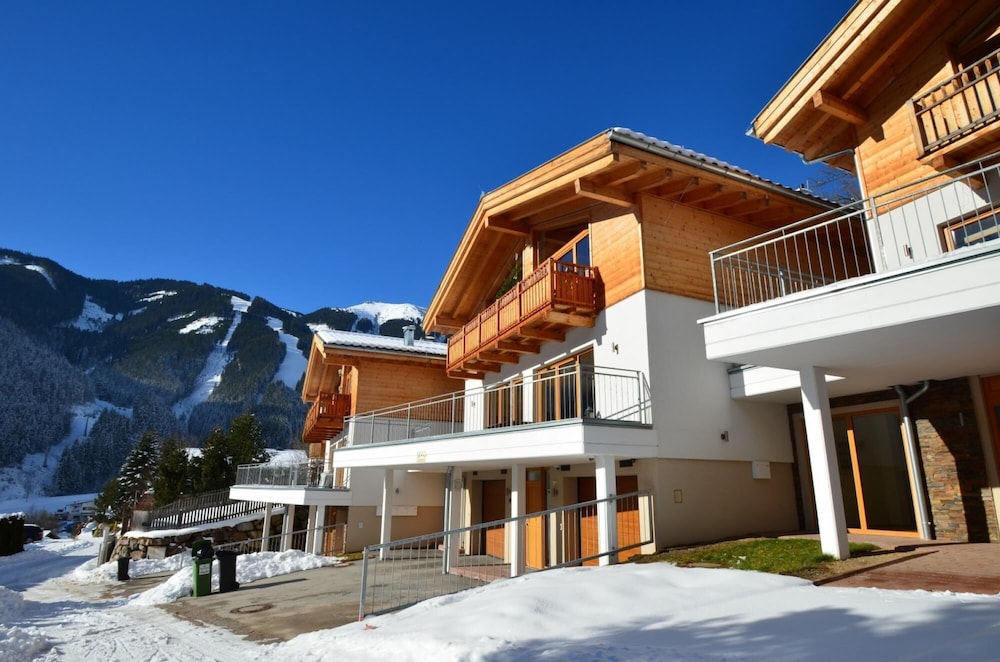 Ski Chalet Jim 300 m From ski Lift view 4