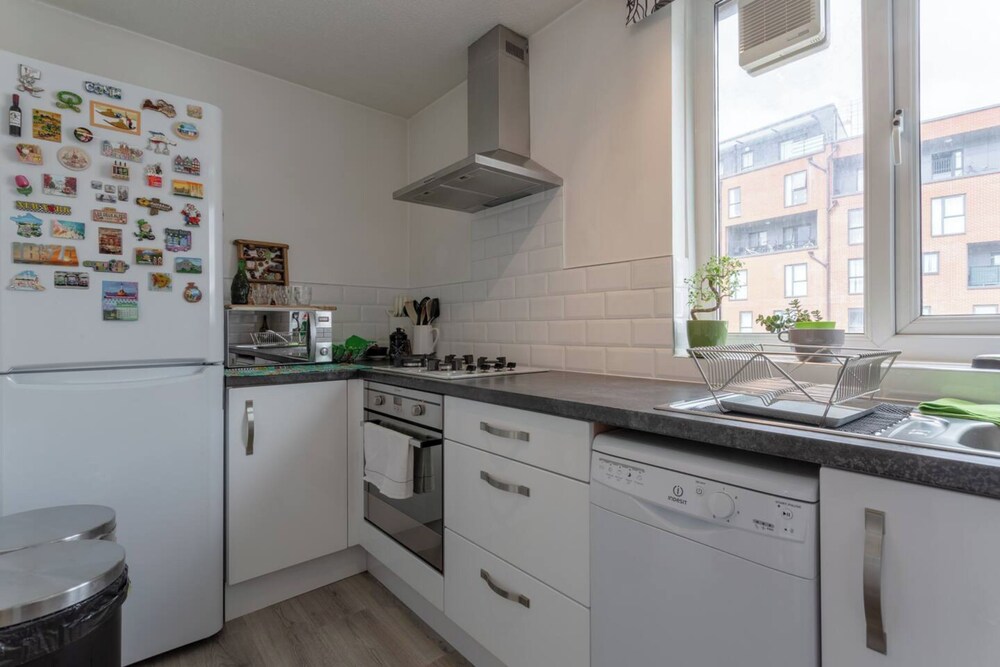 Stylish 1 Bedroom Apartment Near Clapham Junction
