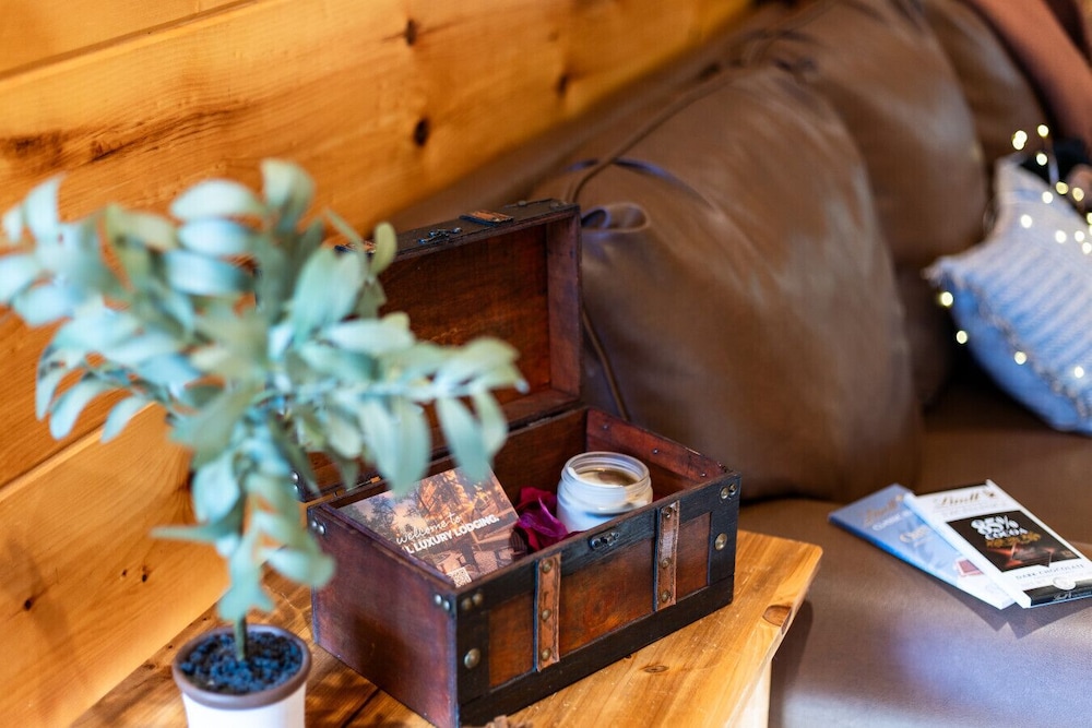 Smokies Couple Getaway