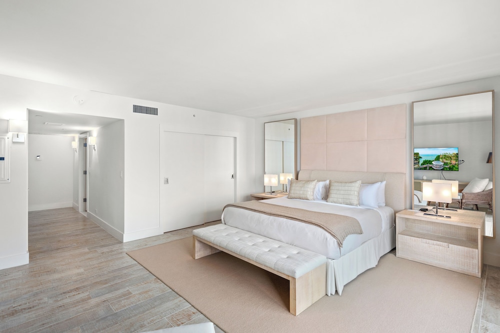 Luxury Vacation Rentals at 1 Hotel & Homes by LRMB