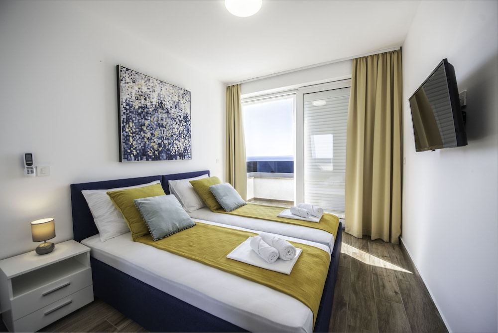 Luxury Villas Royal II with Private Pool view 4