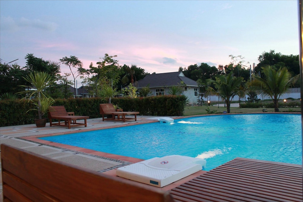Suanson Paragon Green Villas