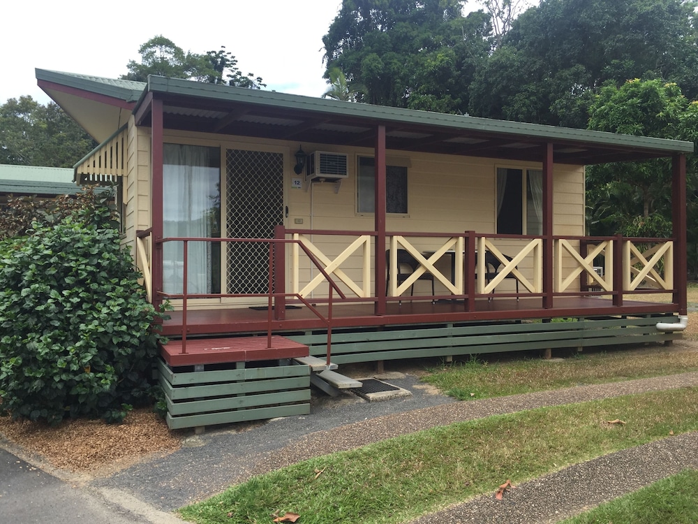 Cairns Crystal Cascades Holiday Park