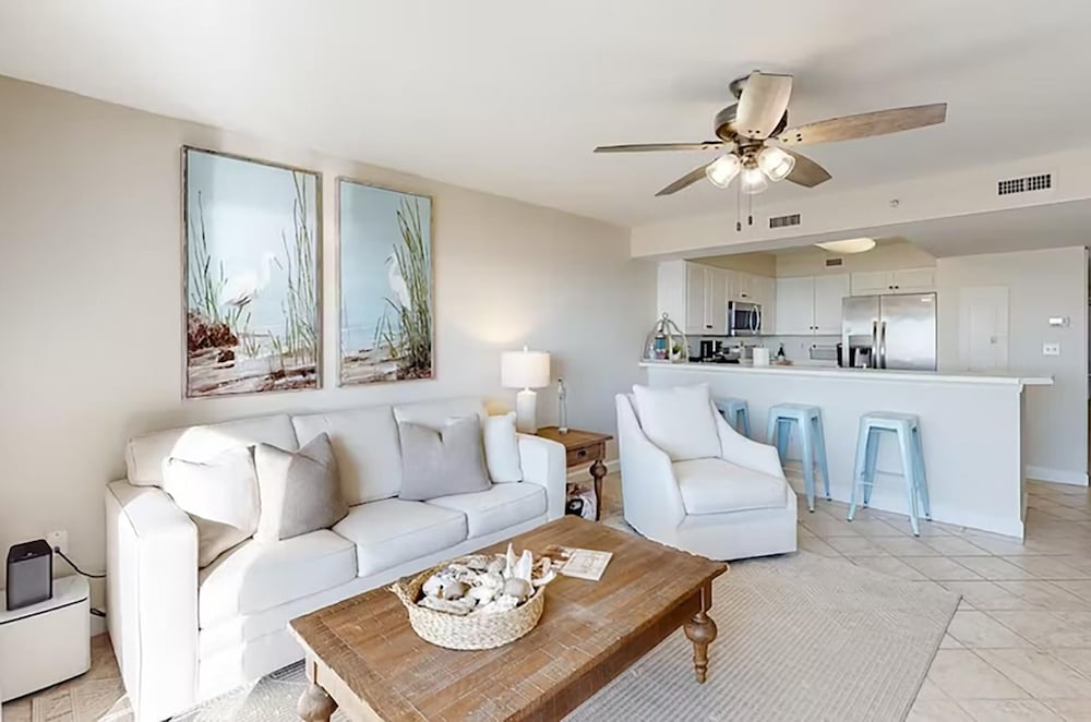 Pelican Isle 117