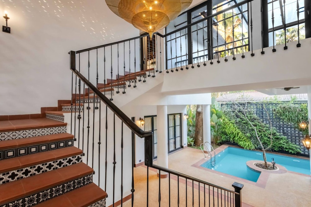 Lux 3BR Villa in Siolim 4km to Beach Wadi House