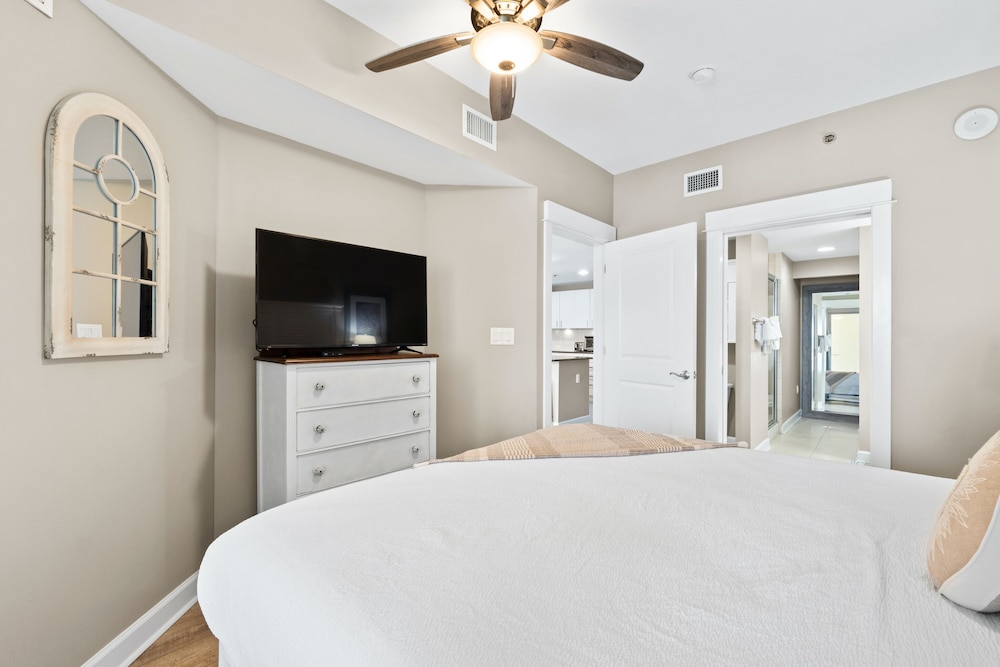 Grand Panama Beach Resort by Panhandle Getaways