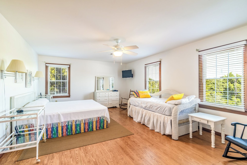 Lachicotte Vacation Rentals