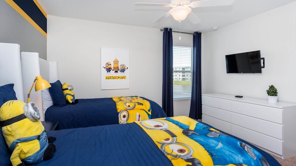 Storey Lake Resort 6 Bedroom Pool Home with Lake Views 6 Home