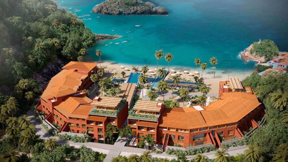 El Careyes Club & Residences