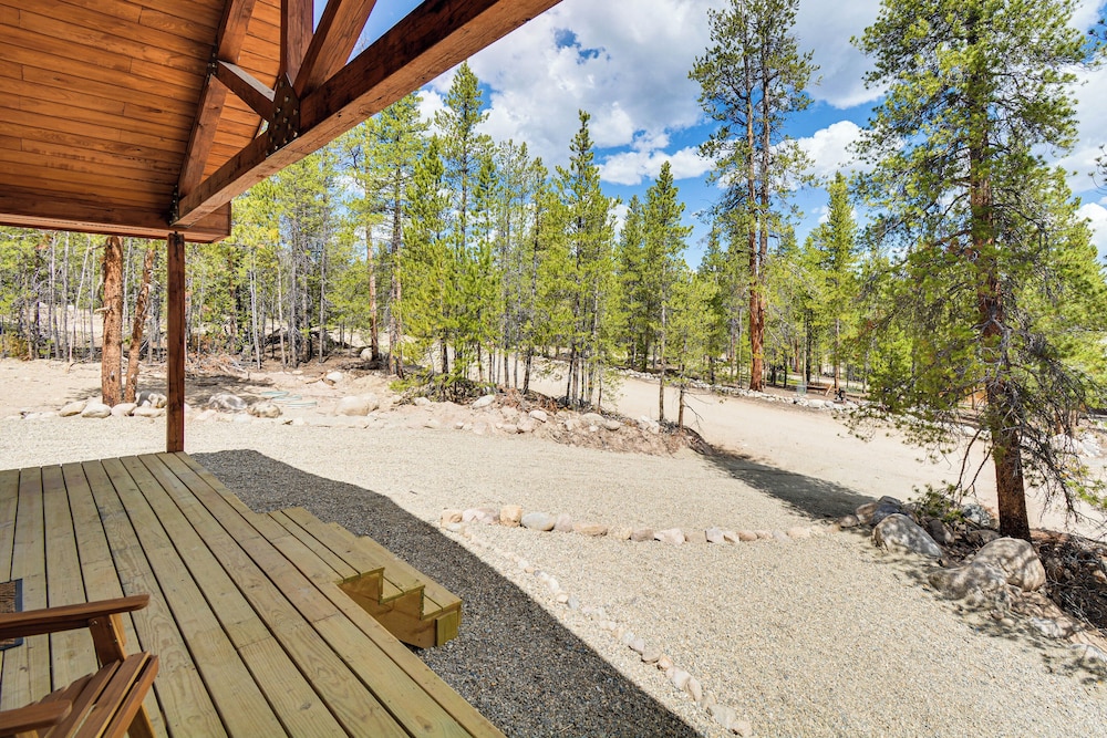 Colorado Mountain Cabin Near 14ers + Peak Views