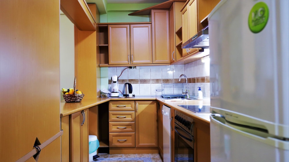 Lovely 3-bed Apartment in Skopje view 5