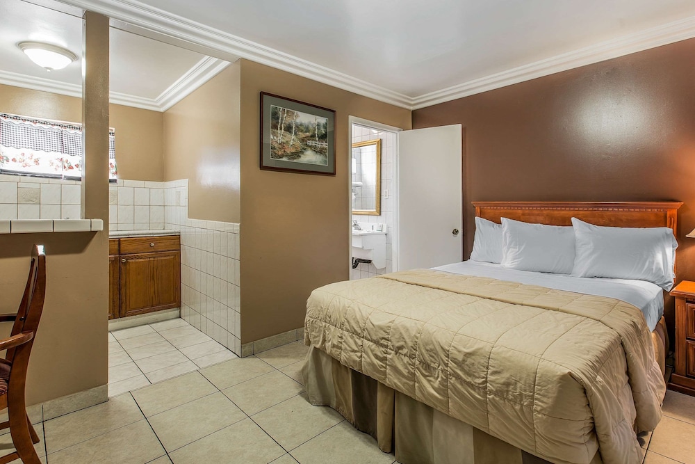 Rodeway Inn Ventura Midtown