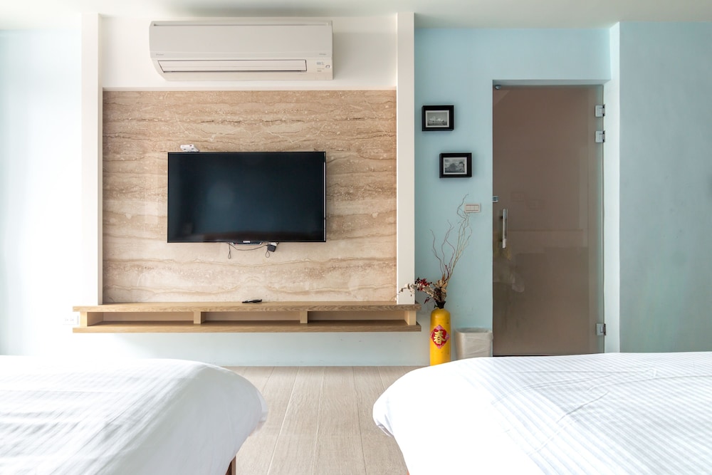 Jhongshan Building B&B