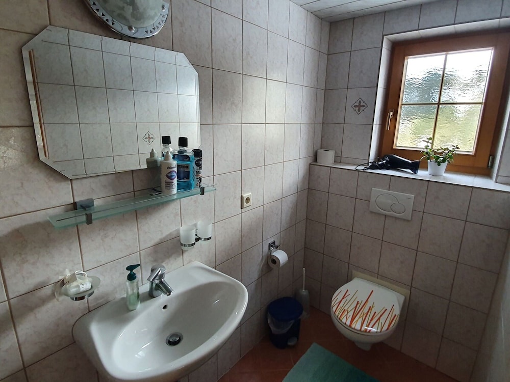 Beautiful Apartment in Zell am Ziller With Balcony view 5