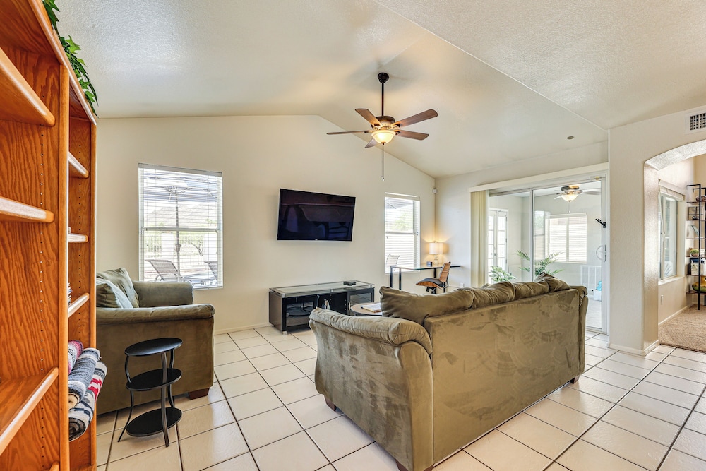 Swim w/ a View: Scenic Desert Retreat in Glendale