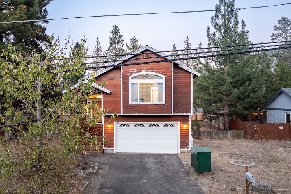 Blitzen by Avantstay Pet-friendly Tahoe Retreat