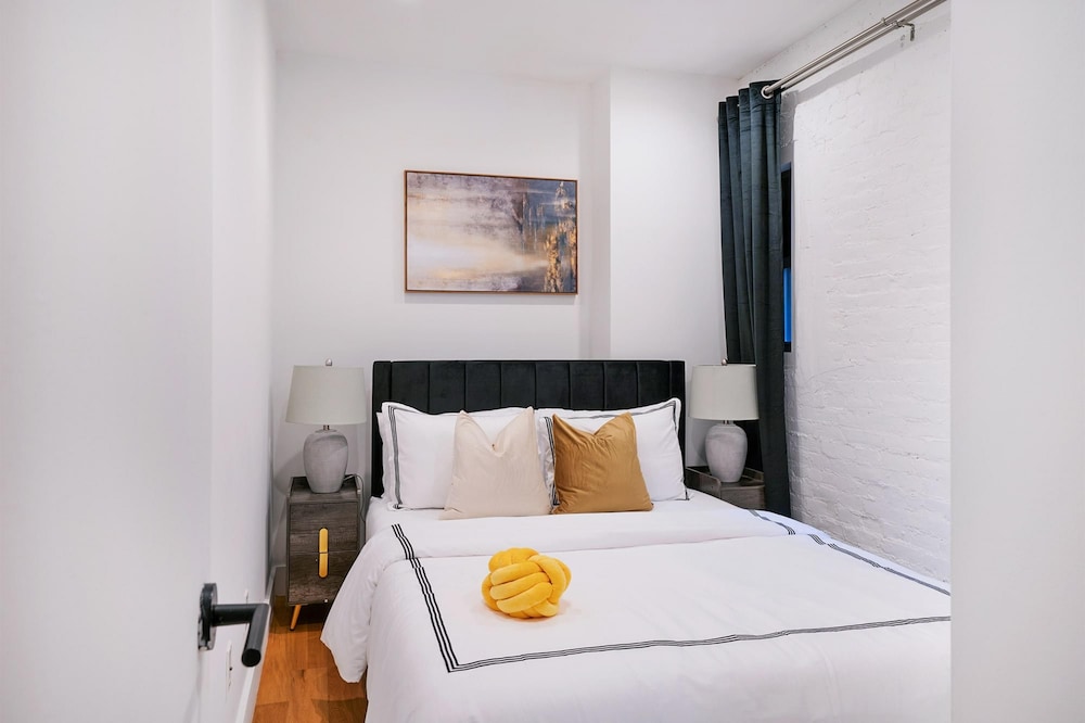 1288-5fs New Renovated 2 Bedrooms in UES