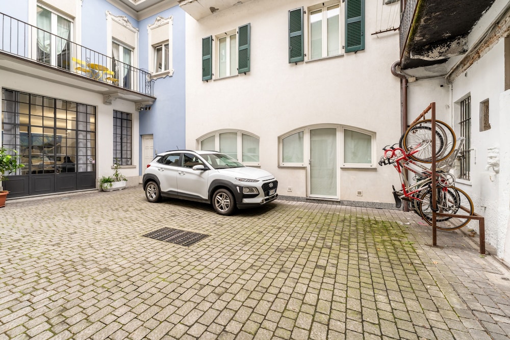 Viale Lecco 105 by Wonderful Italy