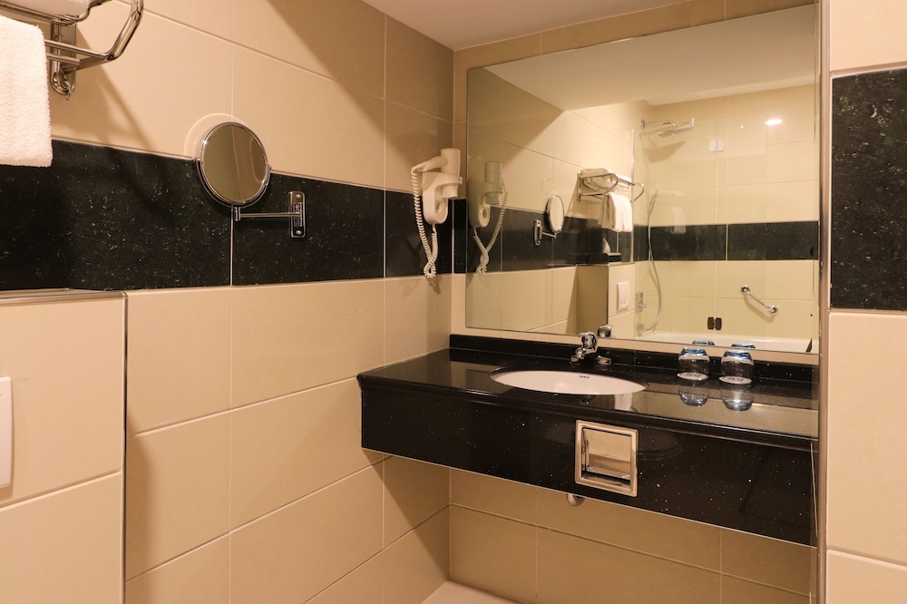 XO Hotels Blue Square 40