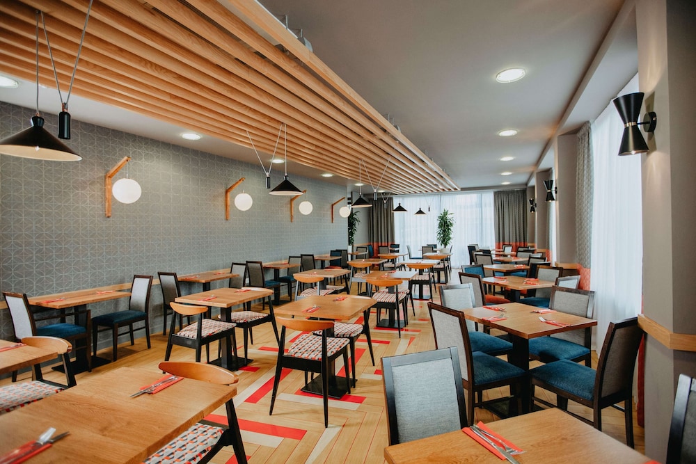 Gateshead Vacations - Ramada Encore by Wyndham Newcastle-Gateshead - Property Image 5