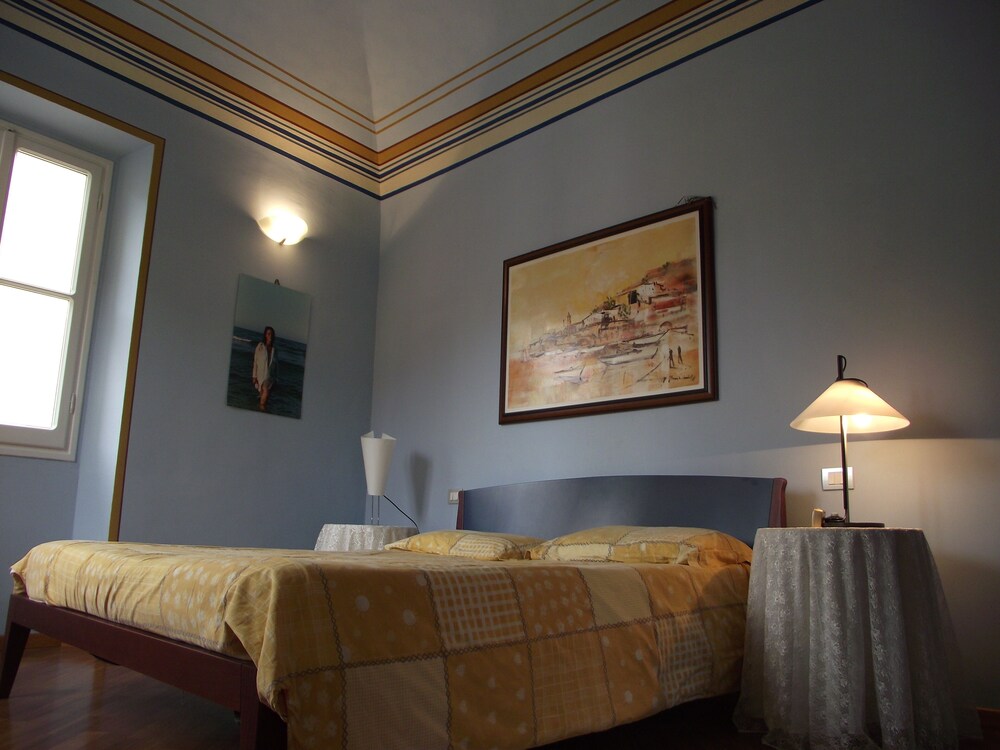 Azzurro Pervinca view 4