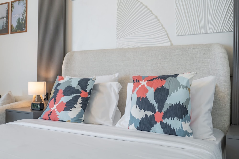A Prime Studio That Sleeps 2 in Jebel Ali