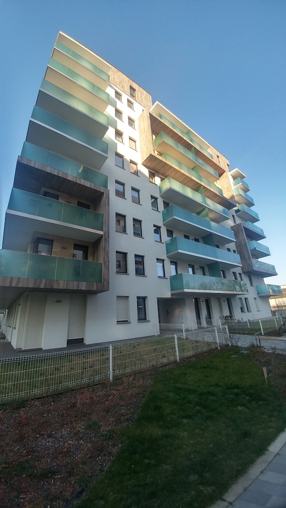 La Gioia Elegant Spacious Apartment